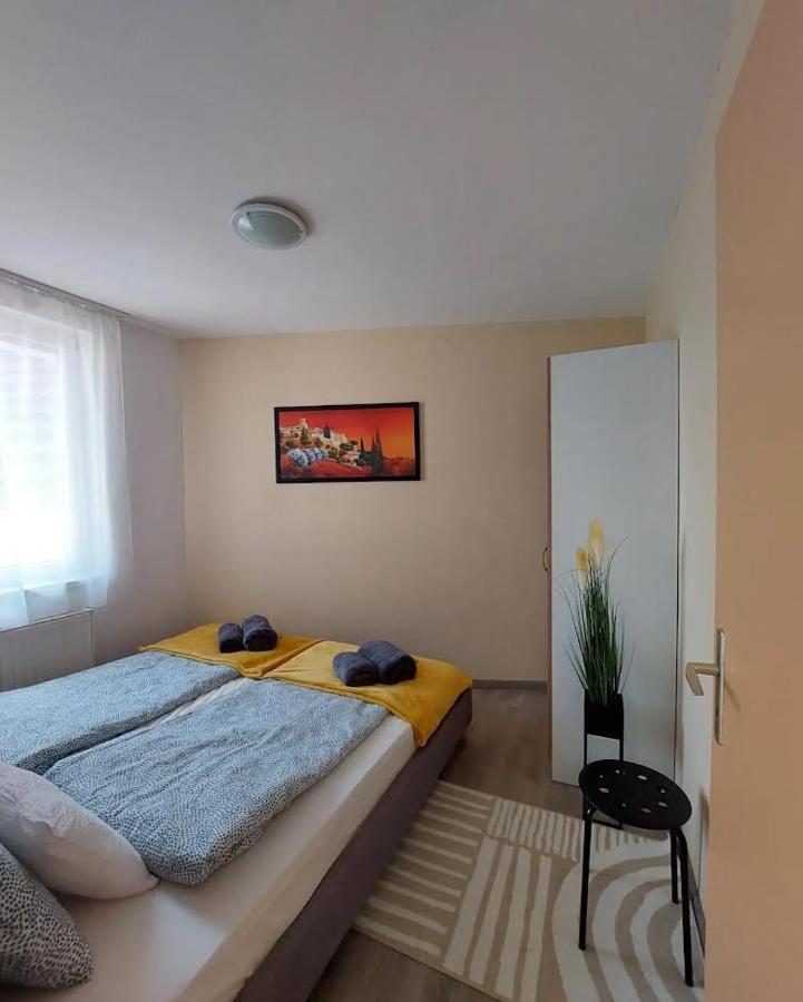 Sunshine Resort Apartment Хайдусобосло Экстерьер фото